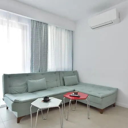 Wave 3 Promenada Apartment *